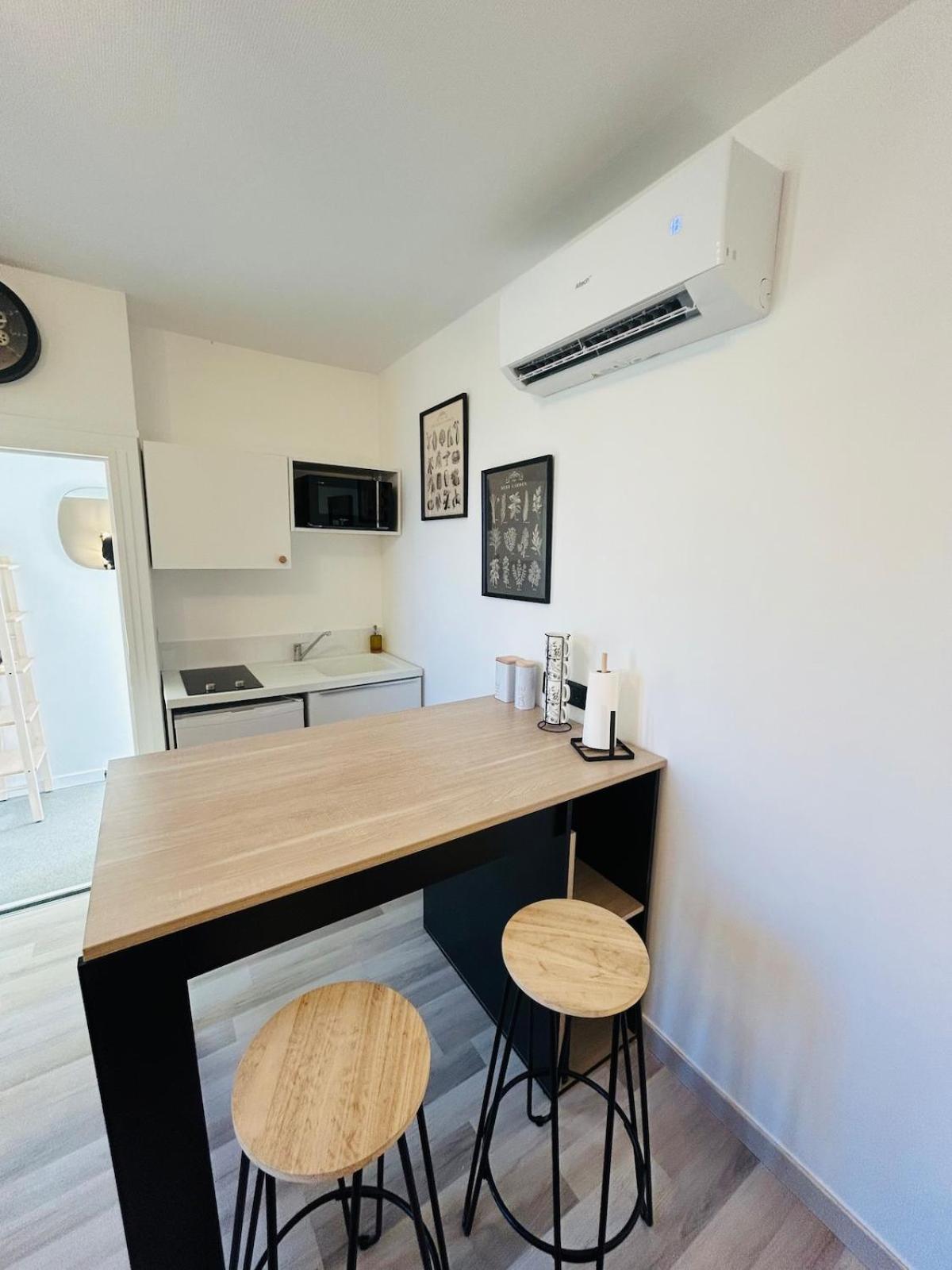 Appartement Charmant Proche Gare Tours Buitenkant foto